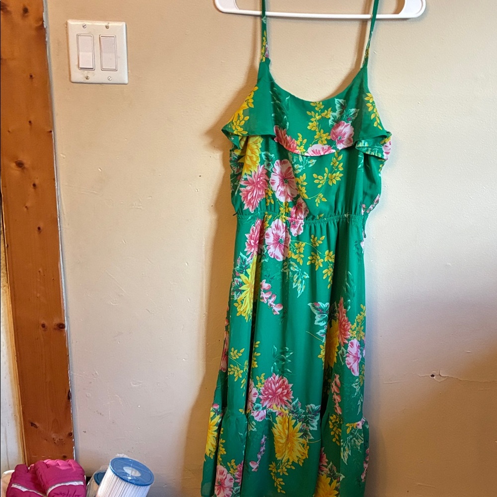 Place Emerald Floral Midi Dress
